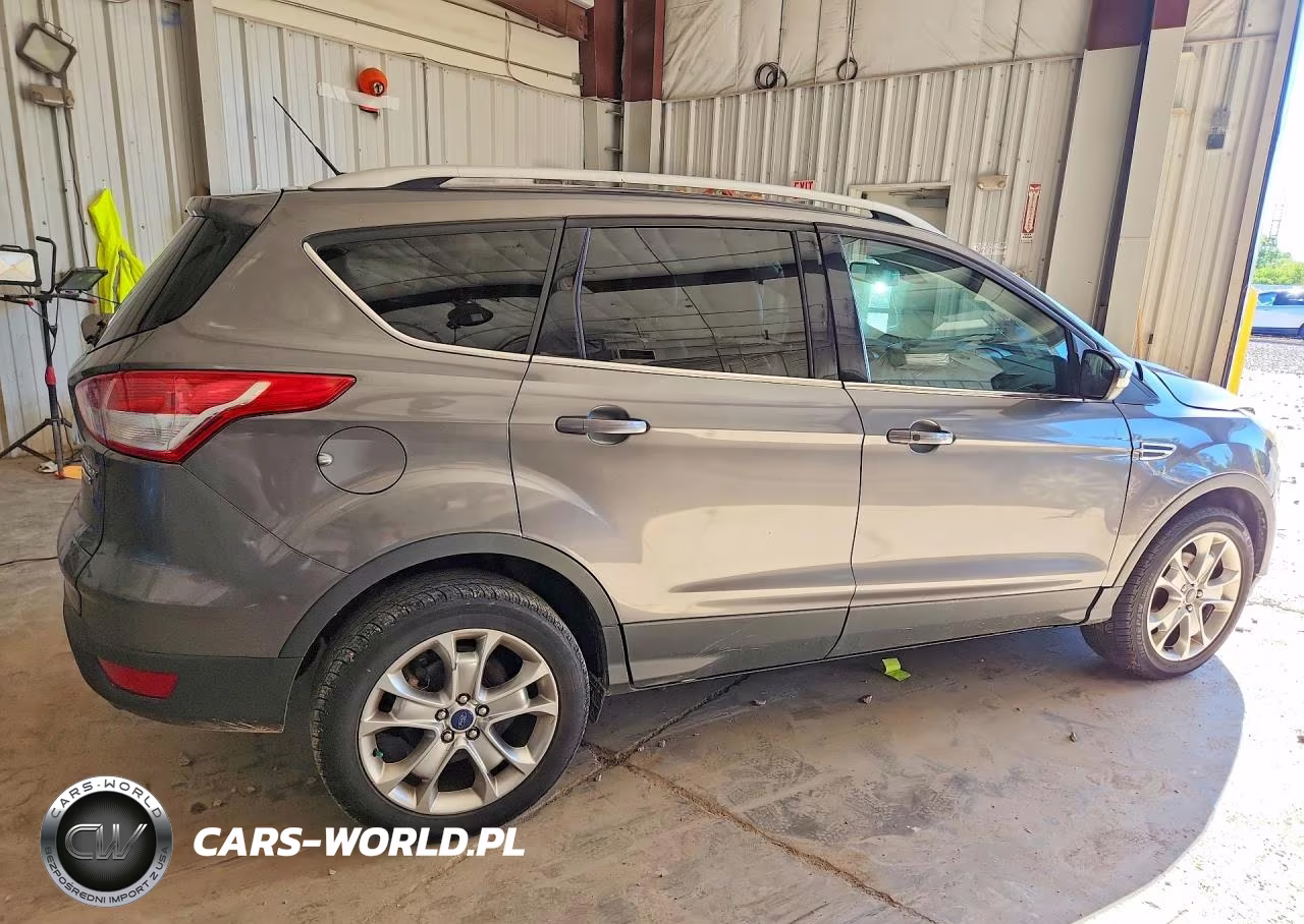 2014 Ford Escape Titanium VIN:1FMCU9JX2EUC22262 - 3