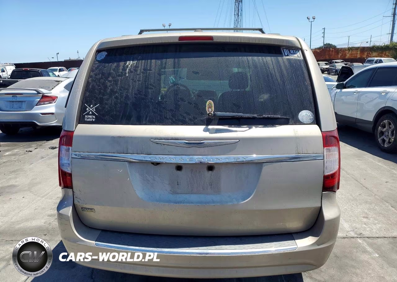 2013 Chrysler Town & Country Touring VIN:2C4RC1BG2DR554800 - 6