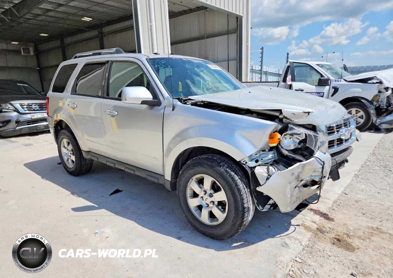2010 Ford Escape Limited VIN:1FMCU9EG5AKC46104 - 4