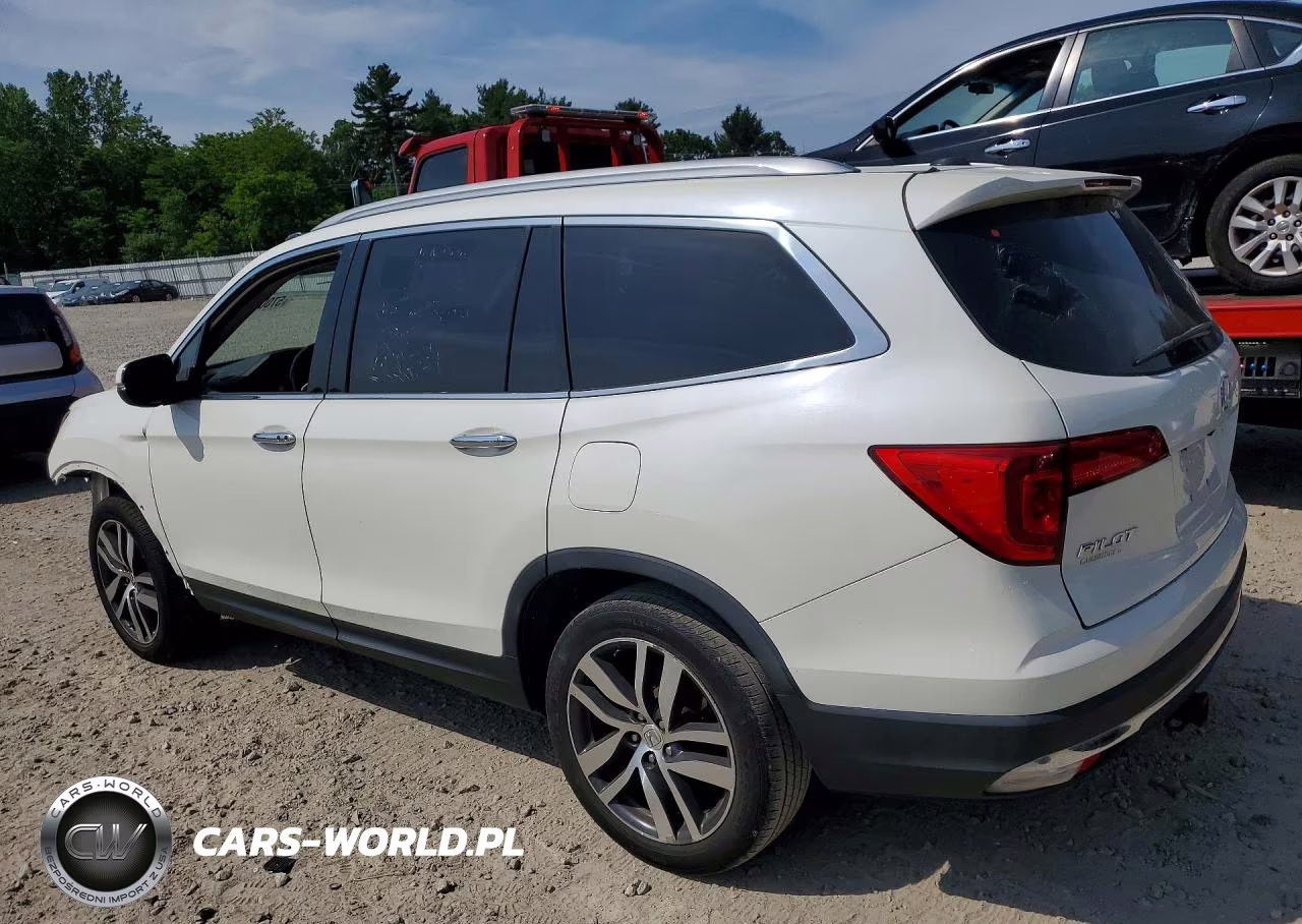 2017 Honda Pilot Touring VIN:5FNYF6H90HB064723 - 2
