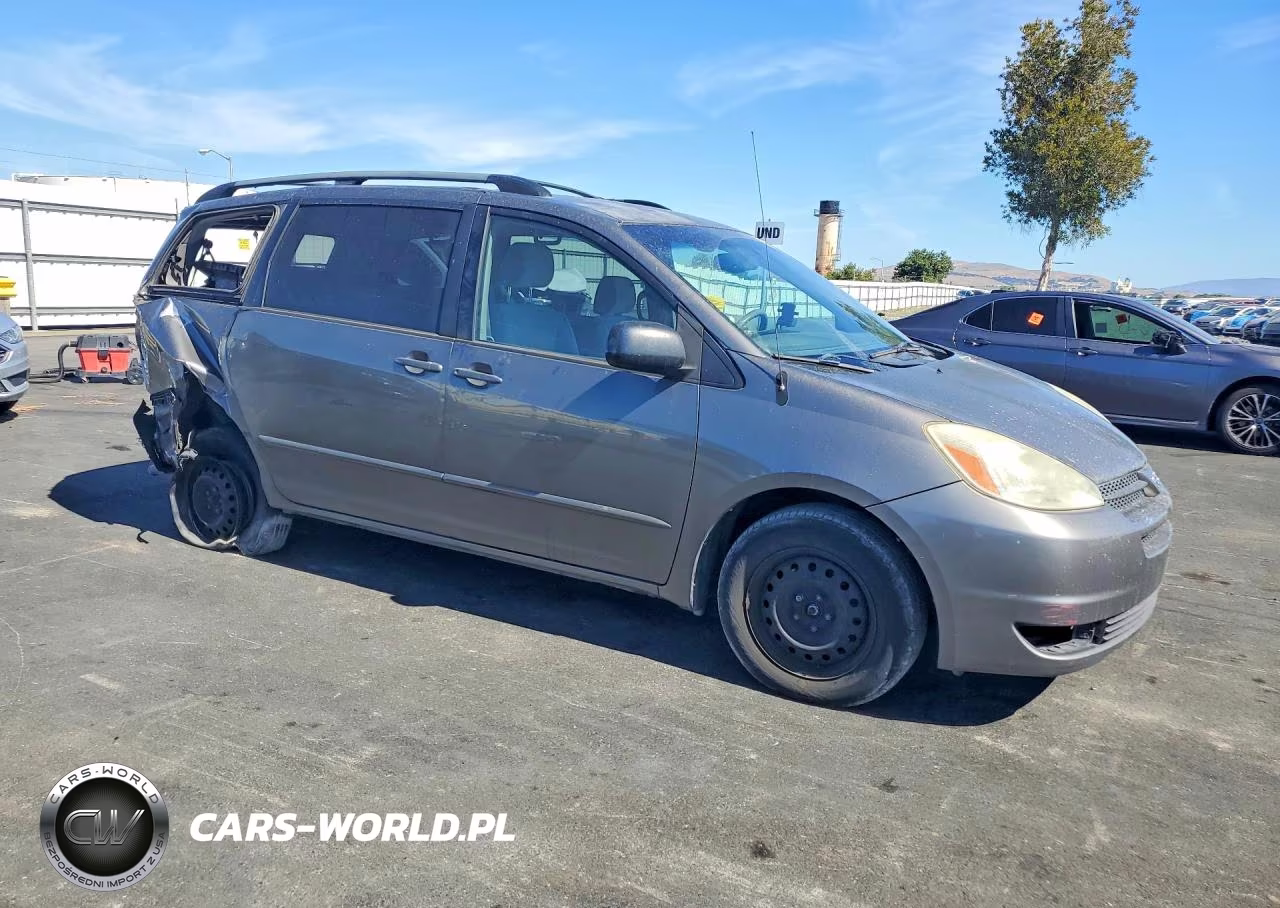 2004 Toyota Sienna Le 7 Passenger VIN:5TDZA23CX4S081758 - 4