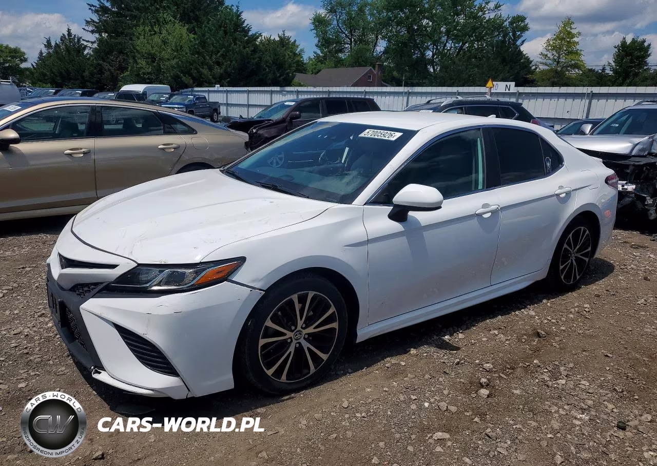 2020 Toyota Camry Se