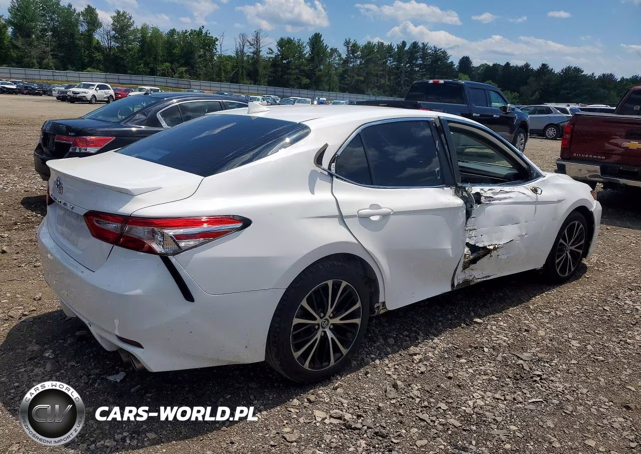 2020 Toyota Camry Se VIN:4T1G11AK0LU342364 - 3