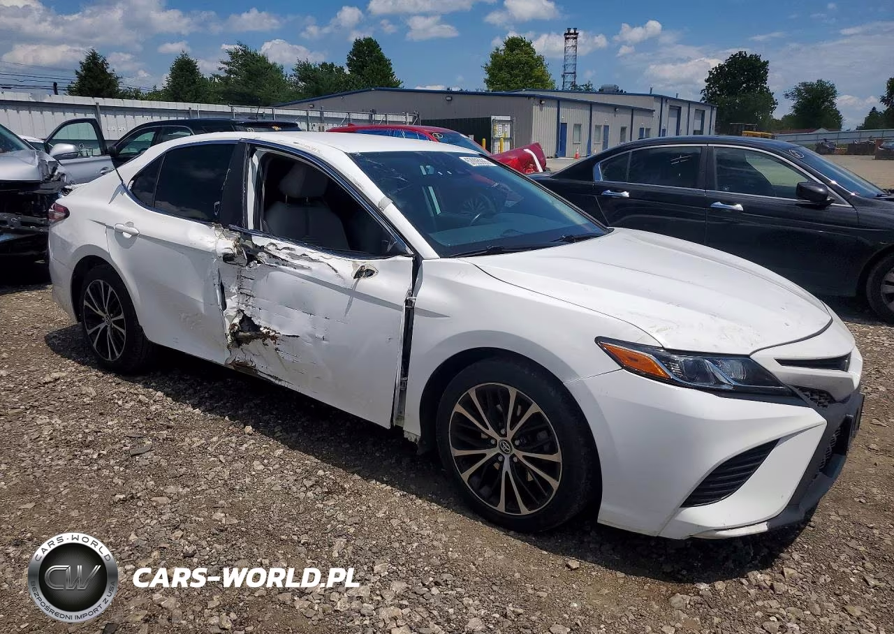 2020 Toyota Camry Se VIN:4T1G11AK0LU342364 - 4