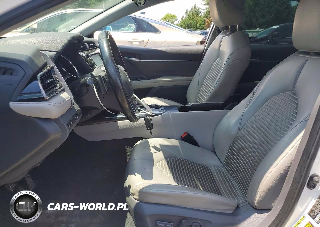2020 Toyota Camry Se VIN:4T1G11AK0LU342364 - 7