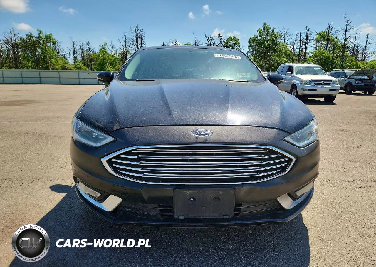 2018 Ford Fusion Titanium VIN:3FA6P0RU5JR206790 - 5