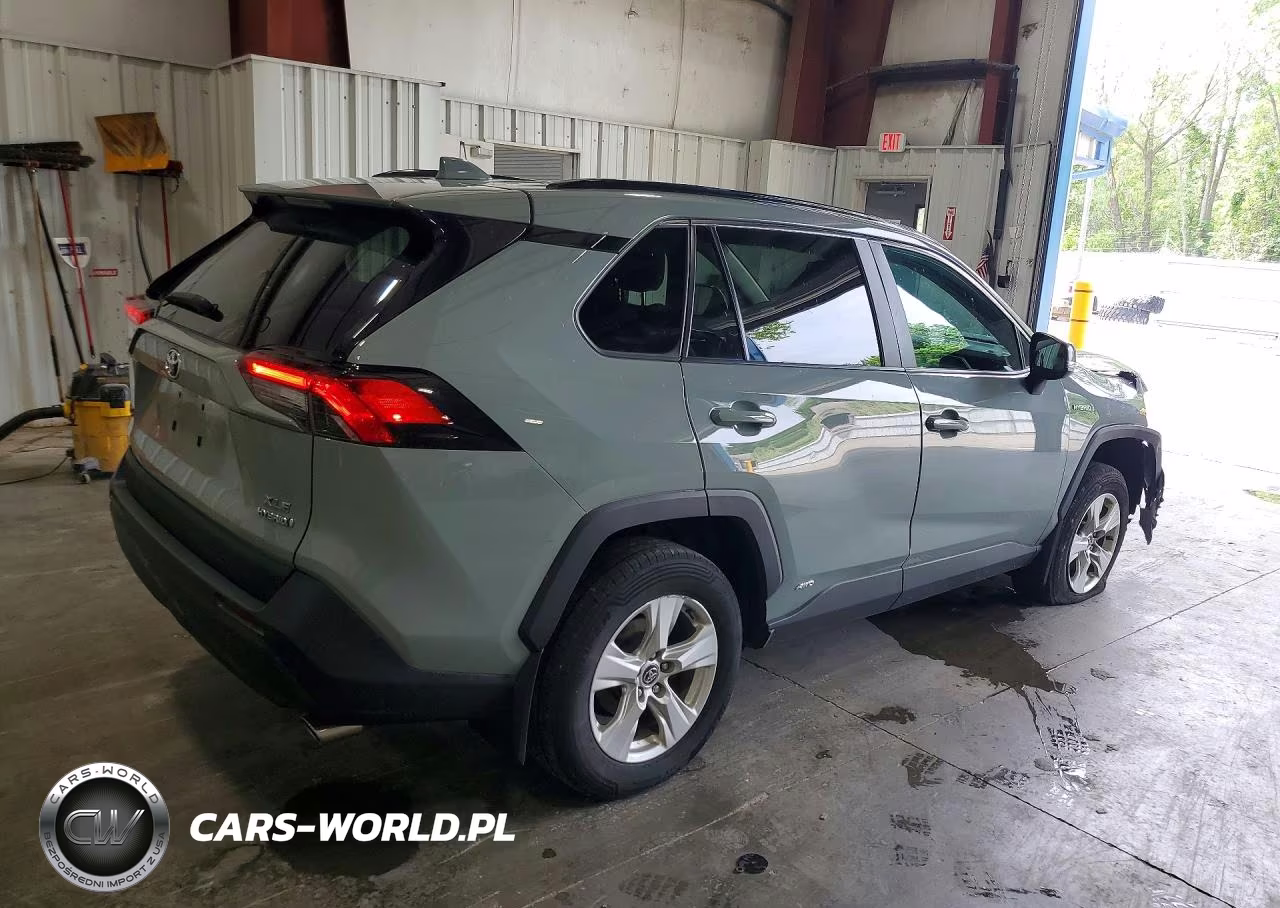 2020 Toyota Rav4 Hybrid Xle VIN:2T3RWRFV5LW066489 - 3