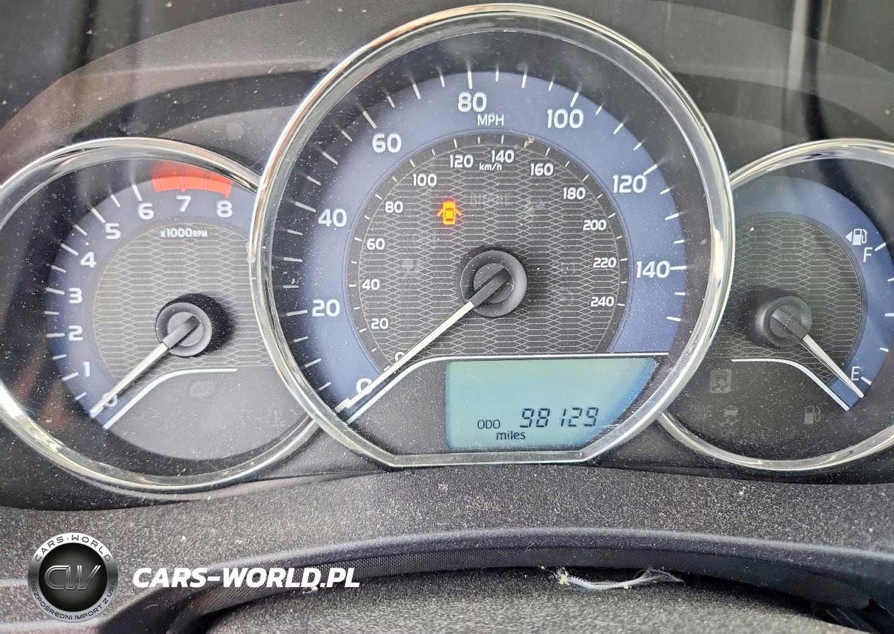 2015 Toyota Corolla Le VIN:2T1BURHE3FC276995 - 9