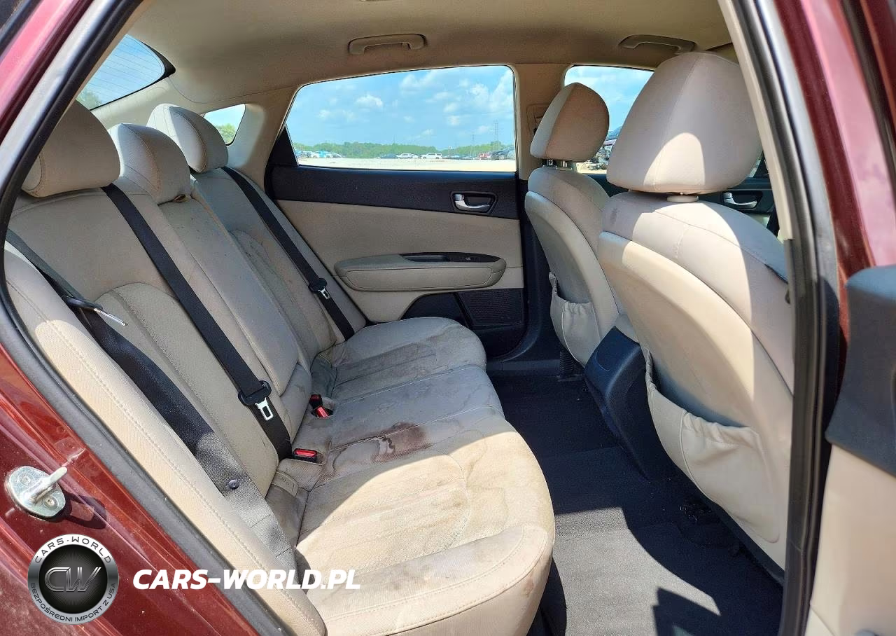 2016 Kia Optima Lx VIN:5XXGT4L31GG104492 - 10