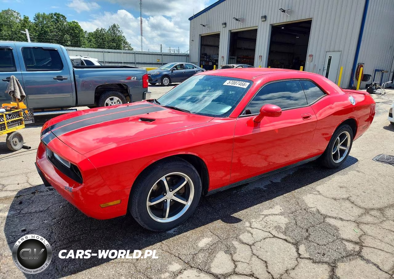 2010 Dodge Challenger Se