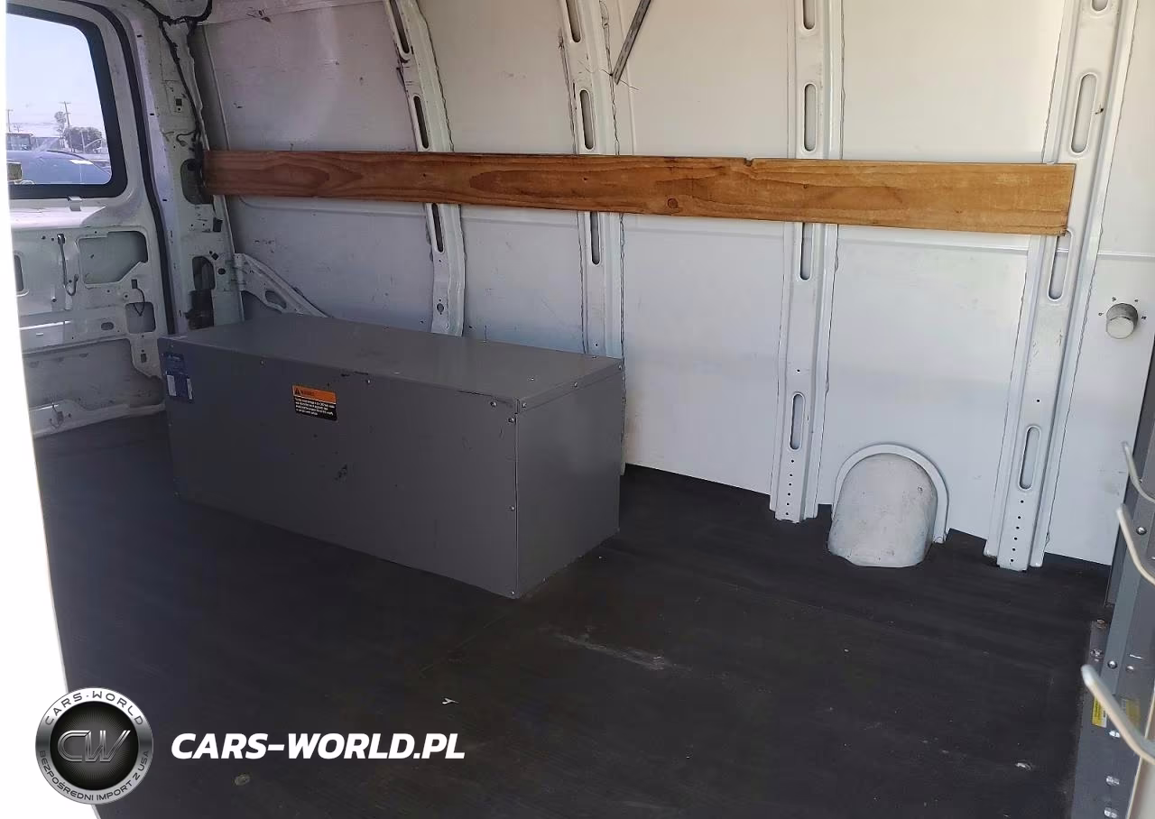 2012 Chevrolet Express 2500 Cargo Delivery Van VIN:1GCWGFCB3C1123327 - 11