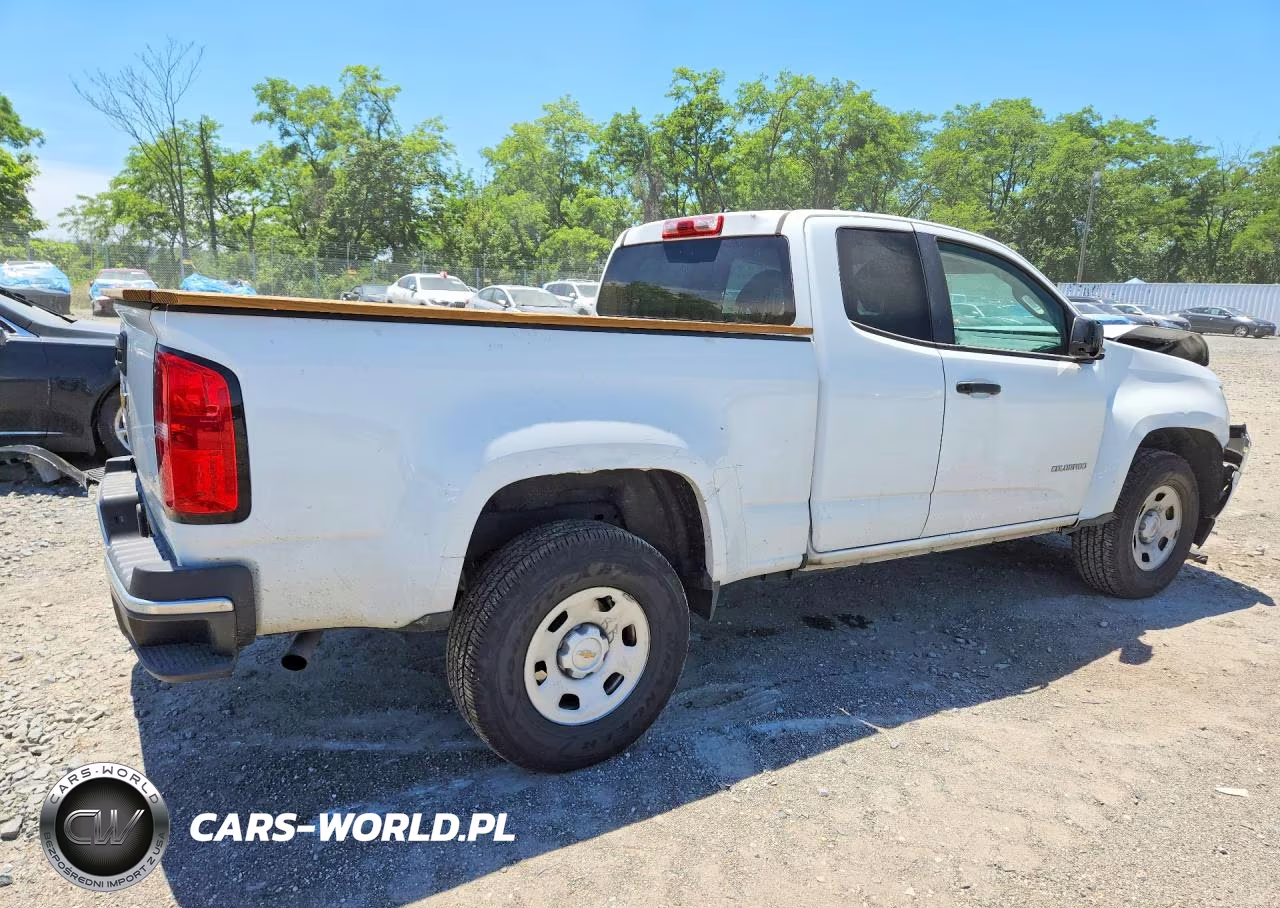 2019 Chevrolet Colorado VIN:1GCHSBEA2K1167323 - 3