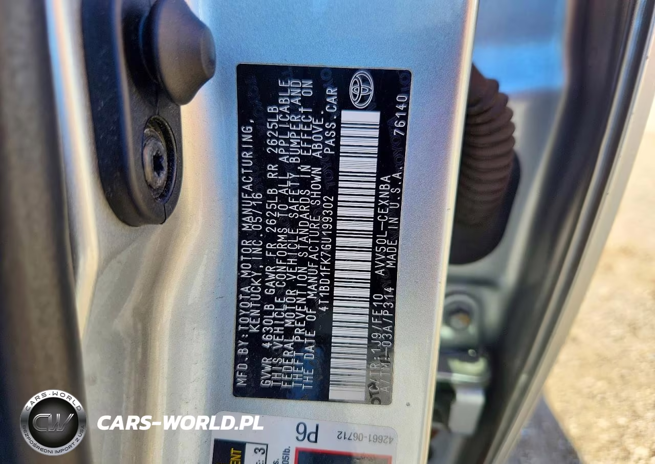2016 Toyota Camry Hybrid Le VIN:4T1BD1FK7GU199302 - 12