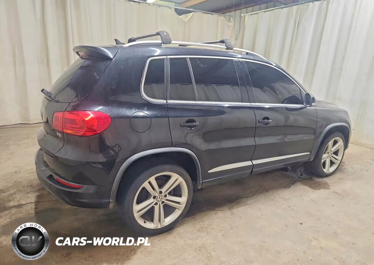 2016 Volkswagen Tiguan S VIN:WVGAV7AX2GW067339 - 3