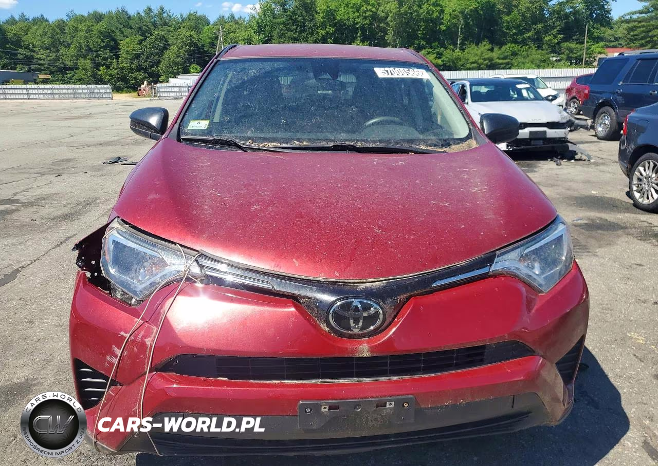 2018 Toyota Rav4 Le VIN:JTMBFREV8JD255652 - 5