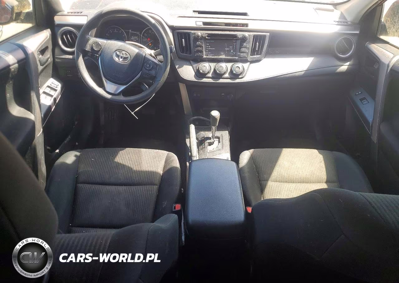 2018 Toyota Rav4 Le VIN:JTMBFREV8JD255652 - 8