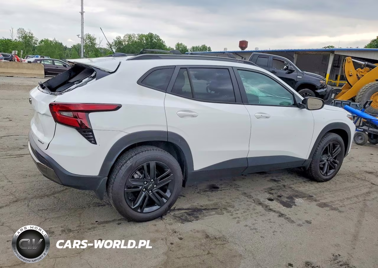 2024 Chevrolet Trax Activ VIN:KL77LKE27RC223690 - 3