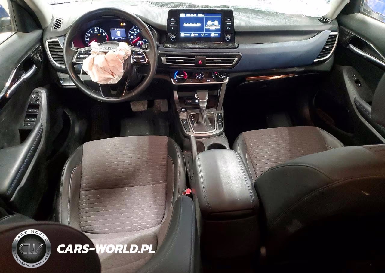 2021 Kia Seltos S VIN:KNDEUCA20M7147766 - 8