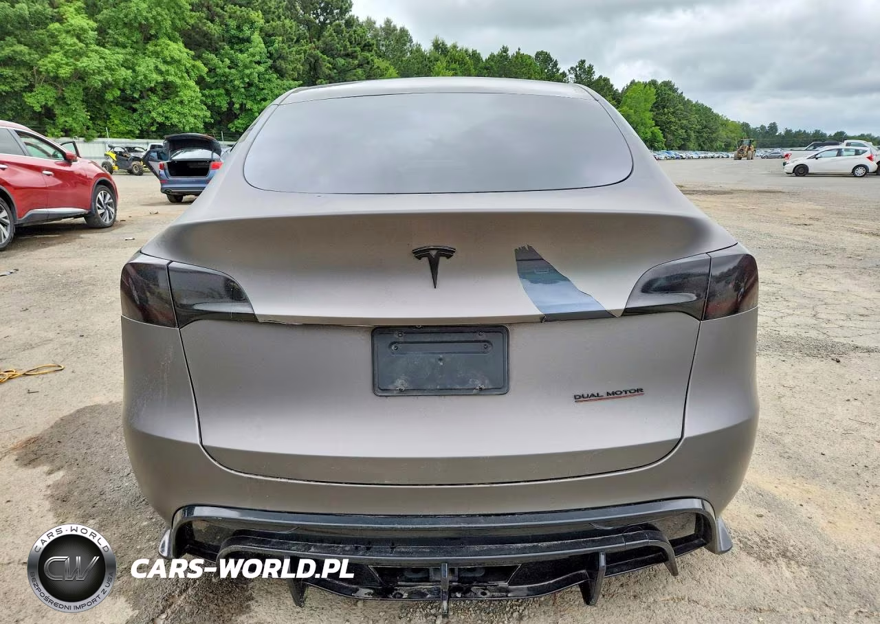 2021 Tesla Model Y VIN:5YJYGDEE6MF084715 - 6