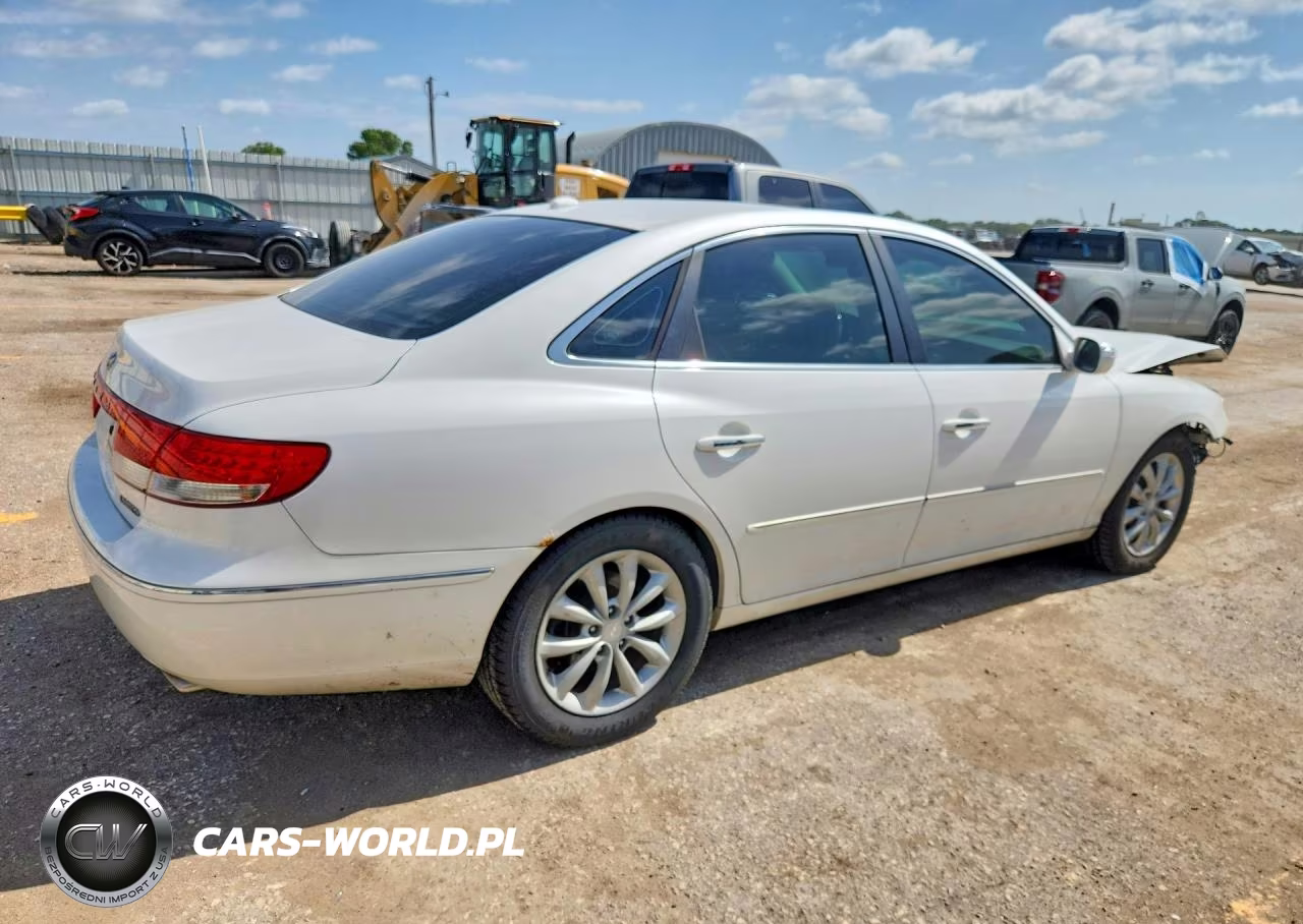 2008 Hyundai Azera Limited VIN:KMHFC46F58A290712 - 3