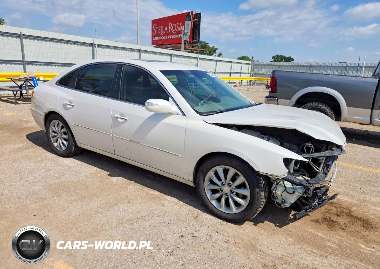 2008 Hyundai Azera Limited VIN:KMHFC46F58A290712 - 4