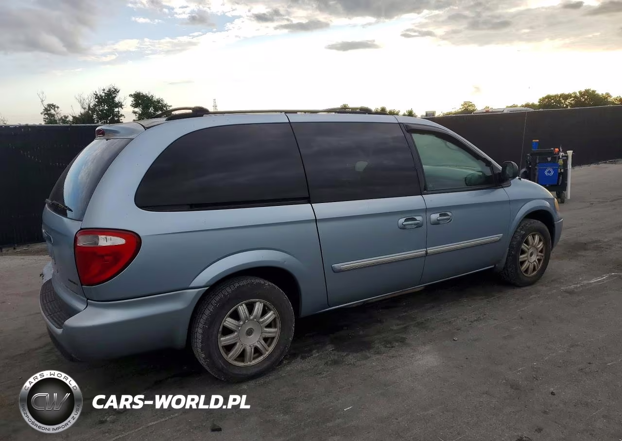 2006 Chrysler Town & Country Touring VIN:2A4GP54L16R728835 - 3