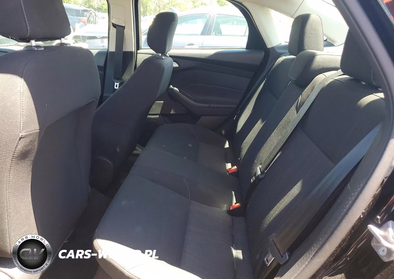 2018 Ford Focus Sel VIN:1FADP3H24JL259889 - 10