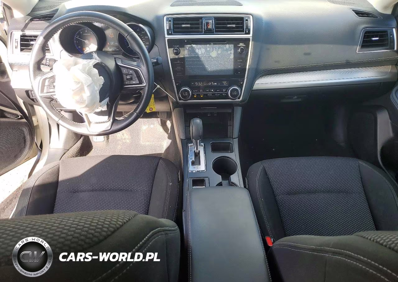 2018 Subaru Outback 2.5I Premium VIN:4S4BSAHC7J3249401 - 8