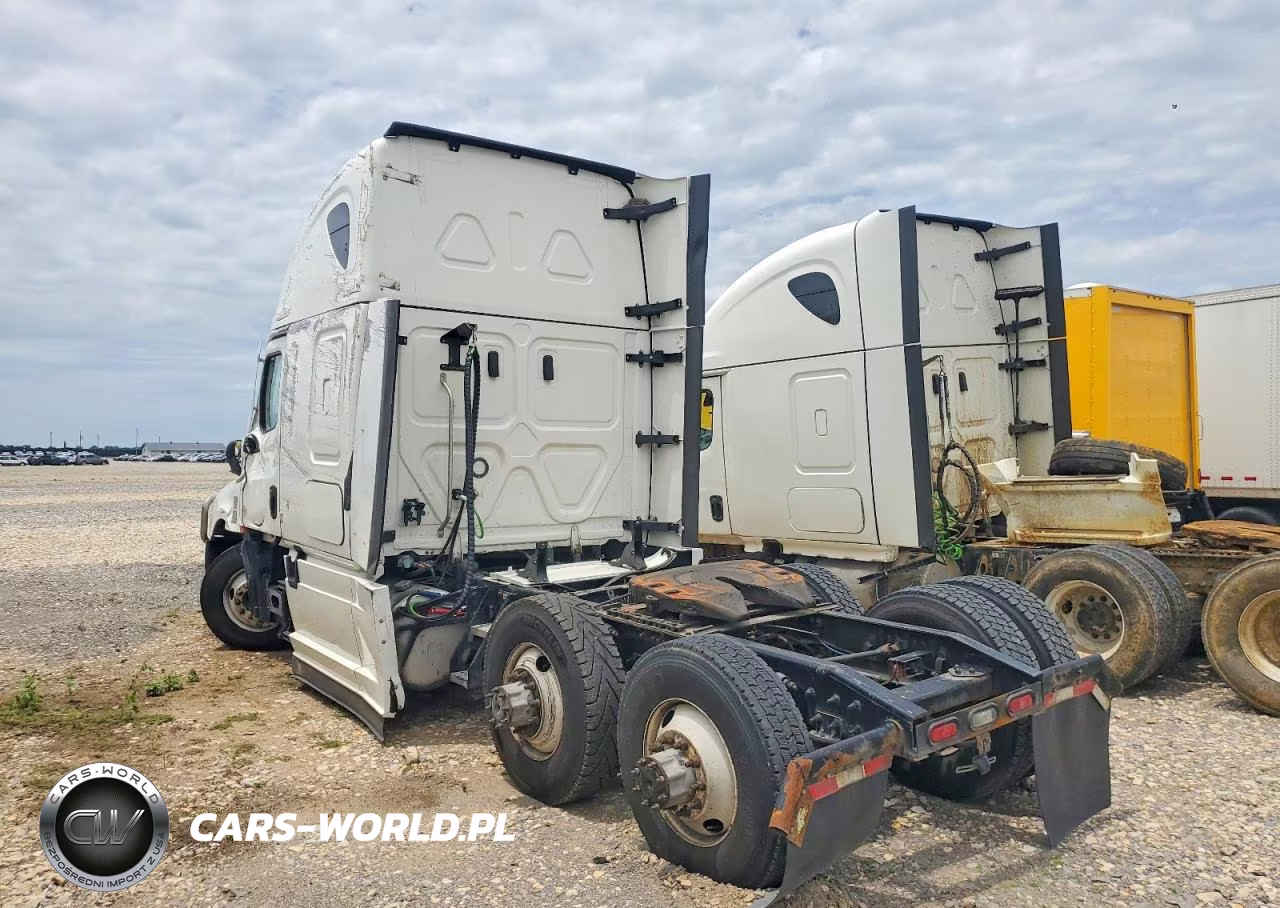 2023 Freightliner Cascadia 126 Semi Truck VIN:1FUJHHDR2PLNS9312 - 3