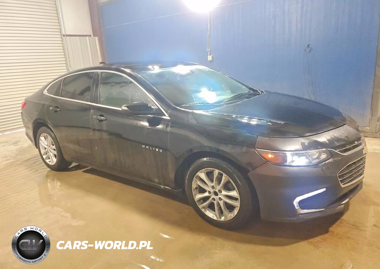 2018 Chevrolet Malibu Lt VIN:1G1ZD5ST1JF218715 - 4