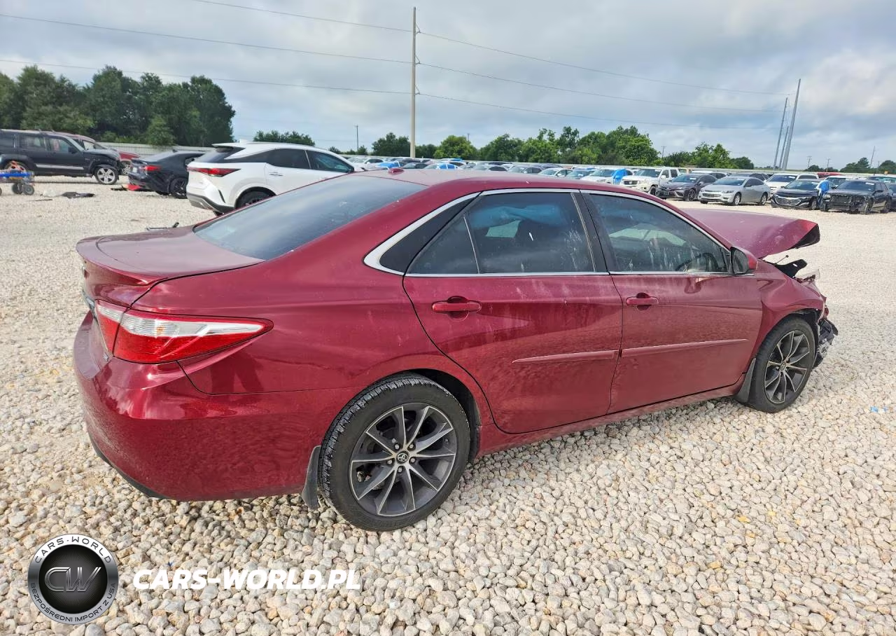 2017 Toyota Camry Xse VIN:4T1BF1FK4HU785192 - 3