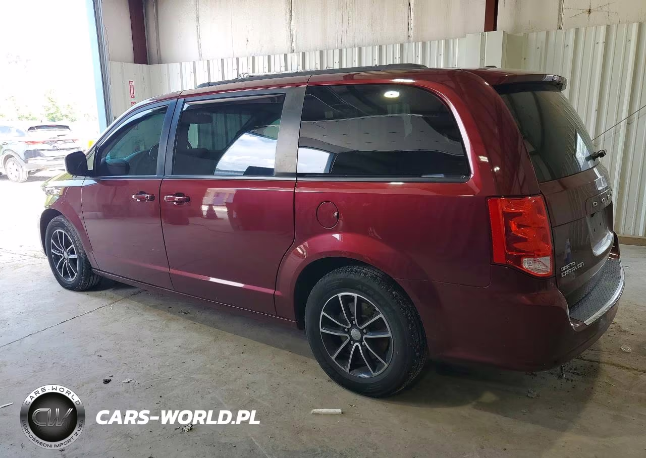 2018 Dodge Grand Caravan Gt VIN:2C4RDGEG3JR341040 - 2