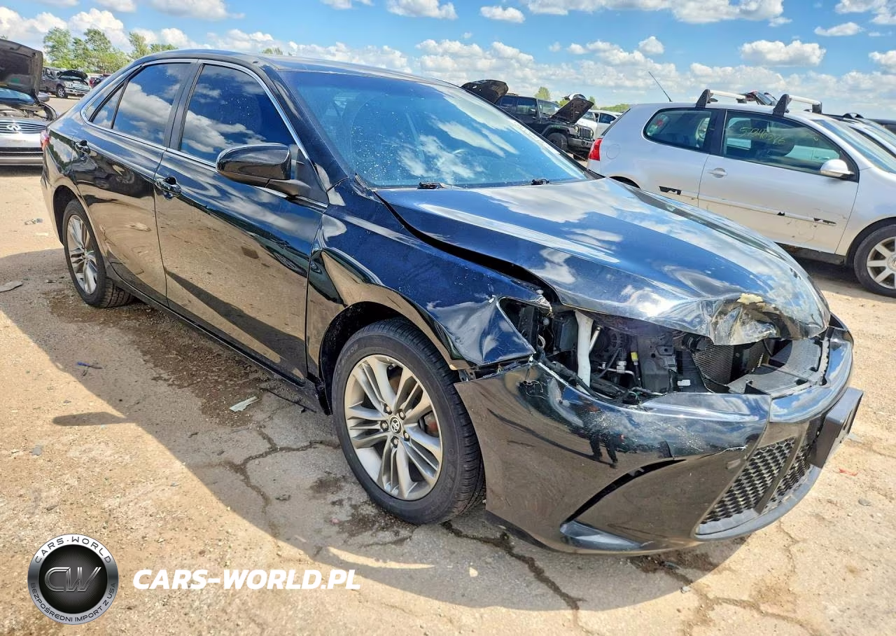 2015 Toyota Camry Se VIN:4T1BF1FK1FU978140 - 4