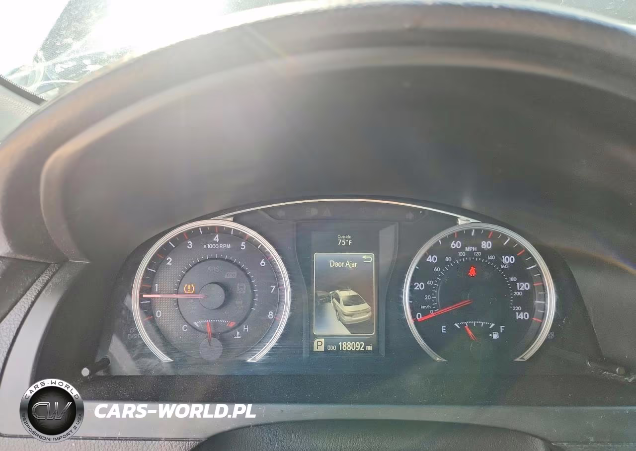 2015 Toyota Camry Se VIN:4T1BF1FK1FU978140 - 9