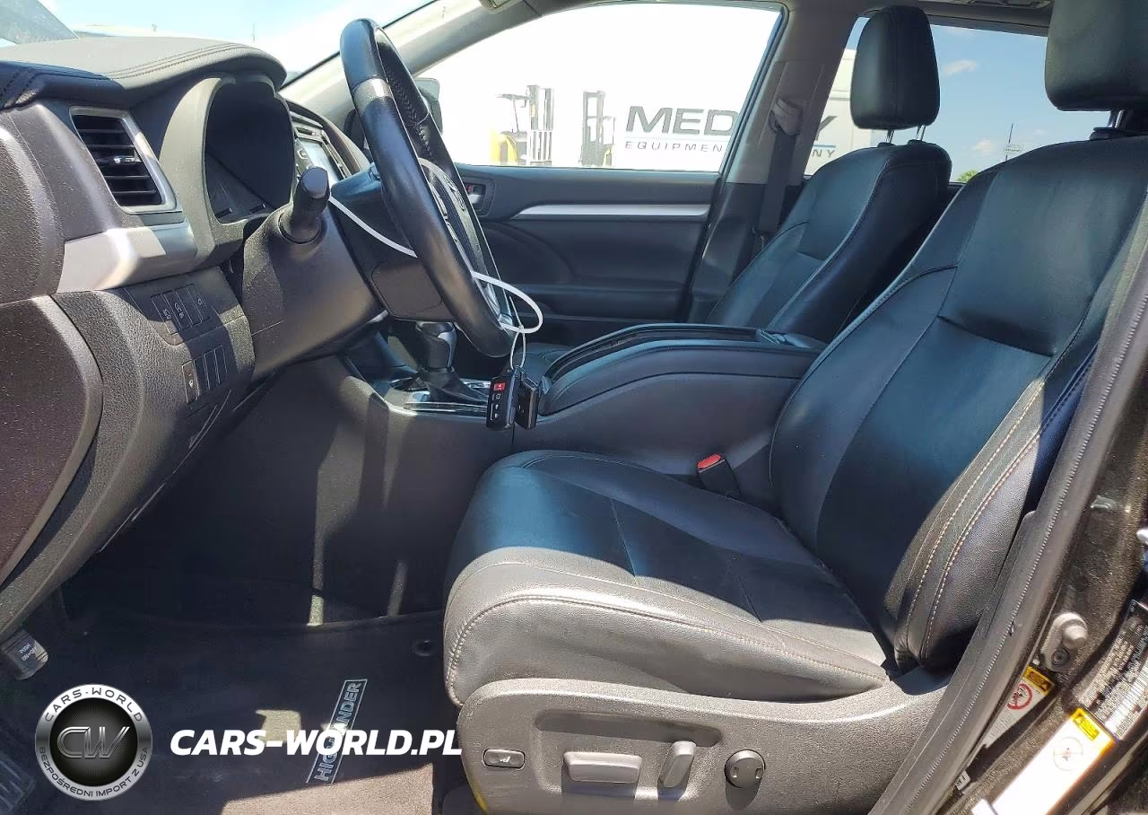 2019 Toyota Highlander Xle VIN:5TDKZRFH4KS349971 - 7