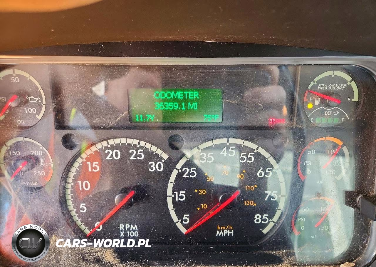 2018 Freightliner M2 106 Medium Duty VIN:3ALDCXFC6JDJM4619 - 9