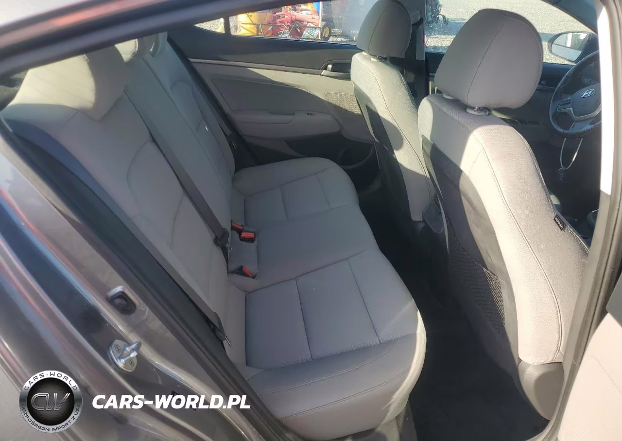 2018 Hyundai Elantra Value Edition VIN:5NPD84LF3JH302372 - 10