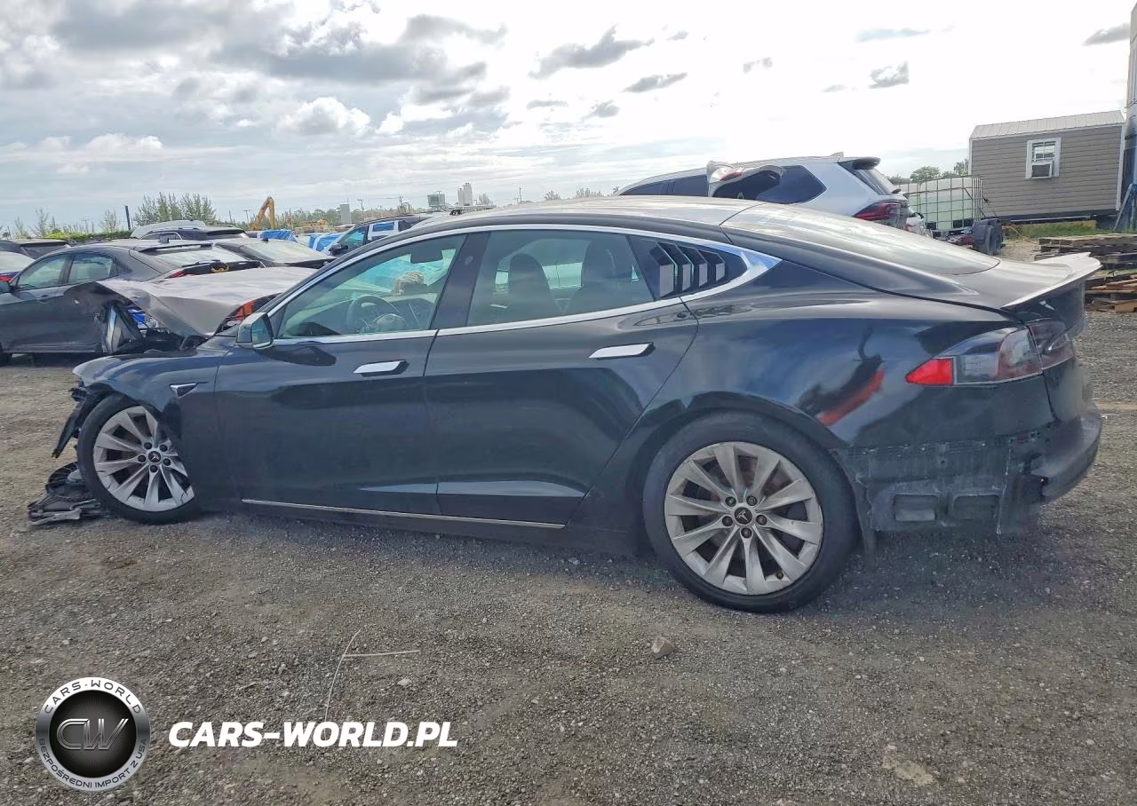 2018 Tesla Model S VIN:5YJSA1E23JF248719 - 2