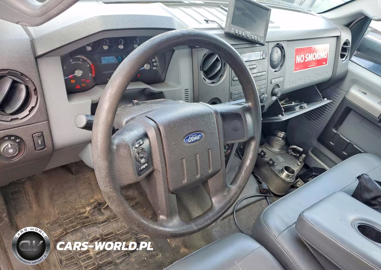 2017 Ford F750 Super Duty Box Truck VIN:1FDWF7DC1HDB09377 - 8