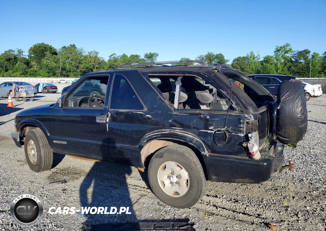 1999 Chevrolet Blazer VIN:1GNCT18W8XK175654 - 2