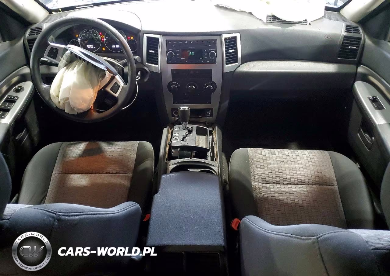2008 Jeep Grand Cherokee Laredo VIN:1J8GR48K48C244836 - 8