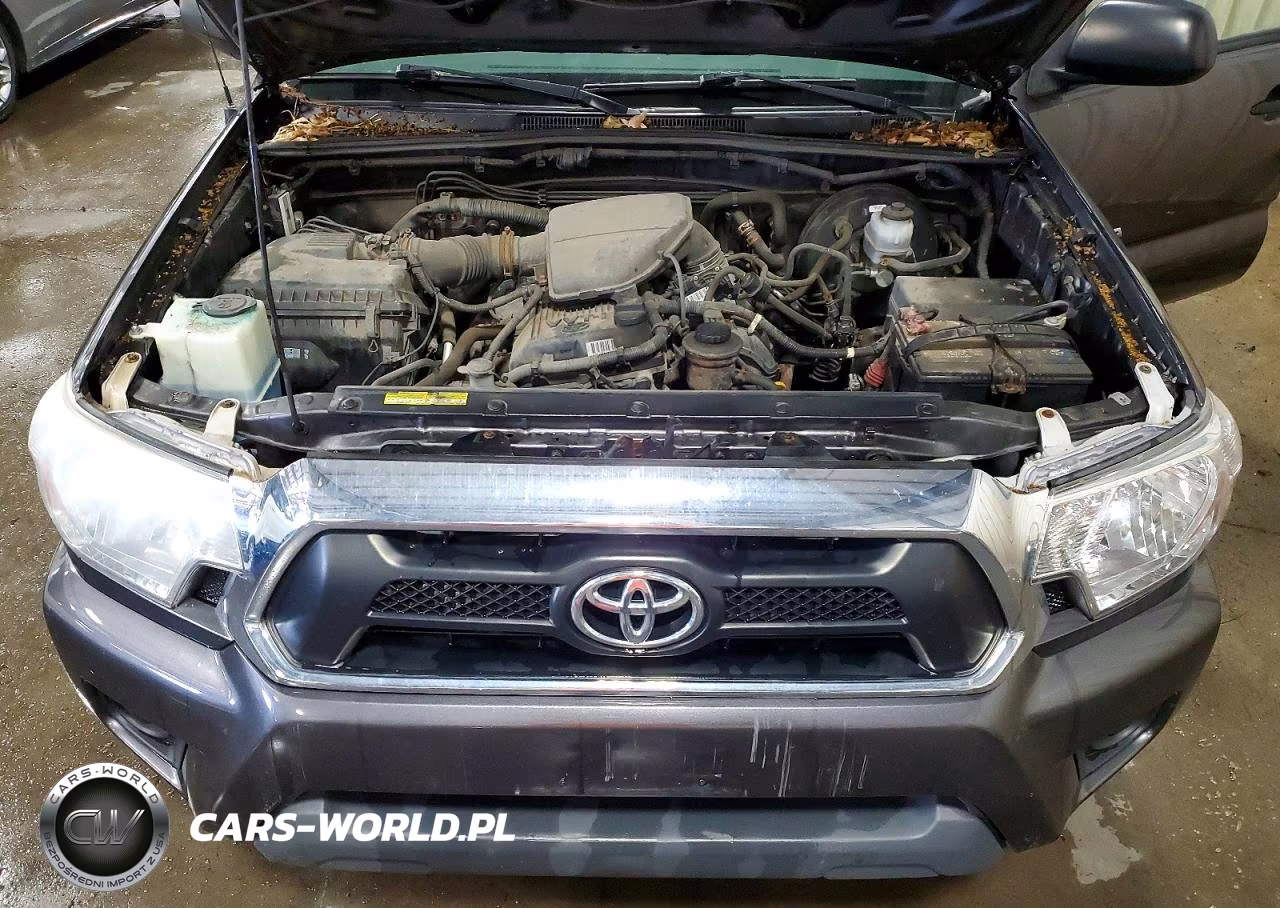 2012 Toyota Tacoma Access Cab VIN:5TFTX4CN6CX017873 - 11