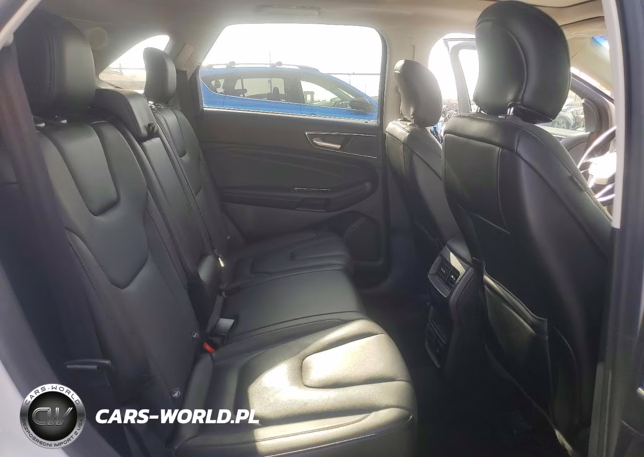 2018 Ford Edge Titanium VIN:2FMPK3K80JBC12731 - 11