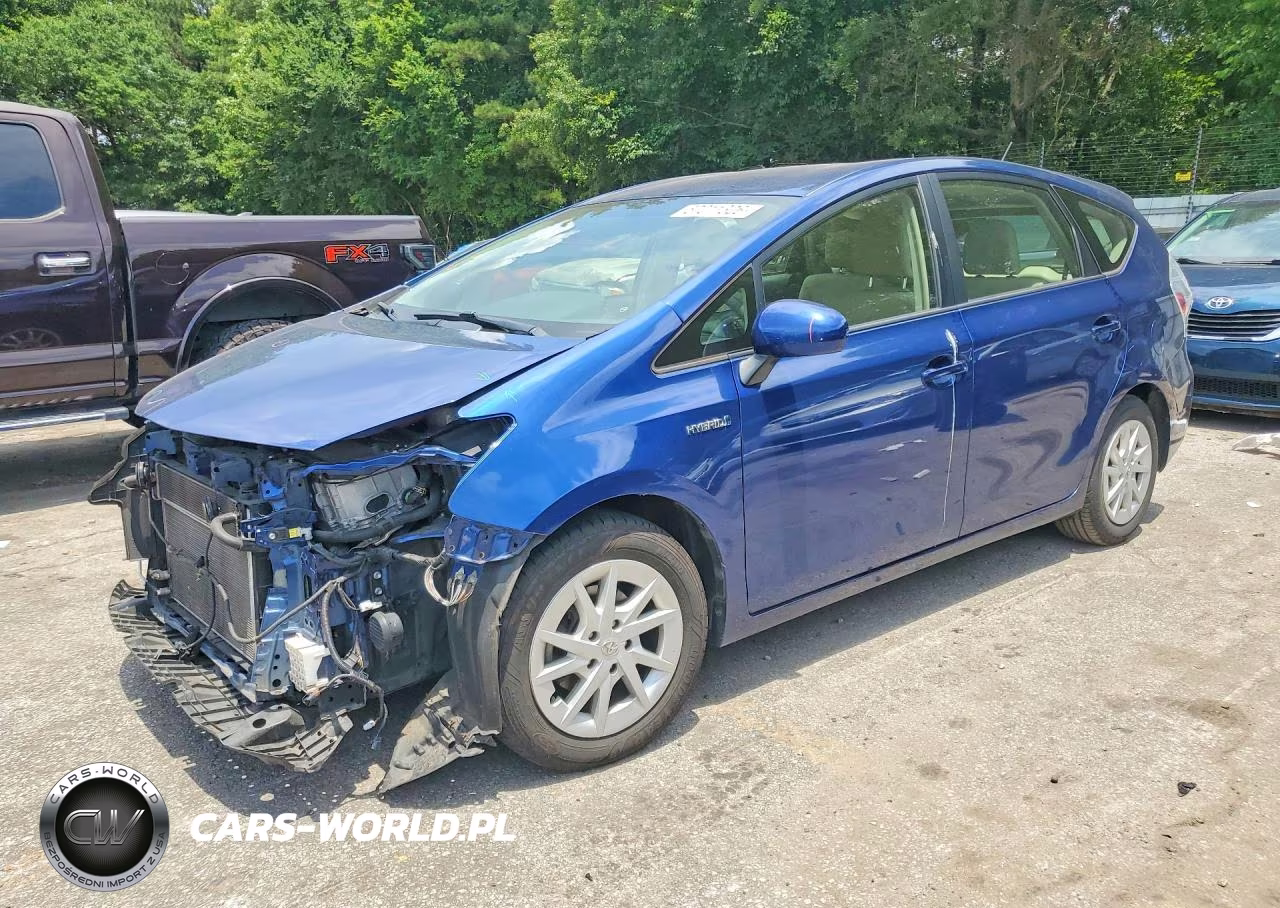 2013 Toyota Prius V Three – zdjęcie 1 z 12