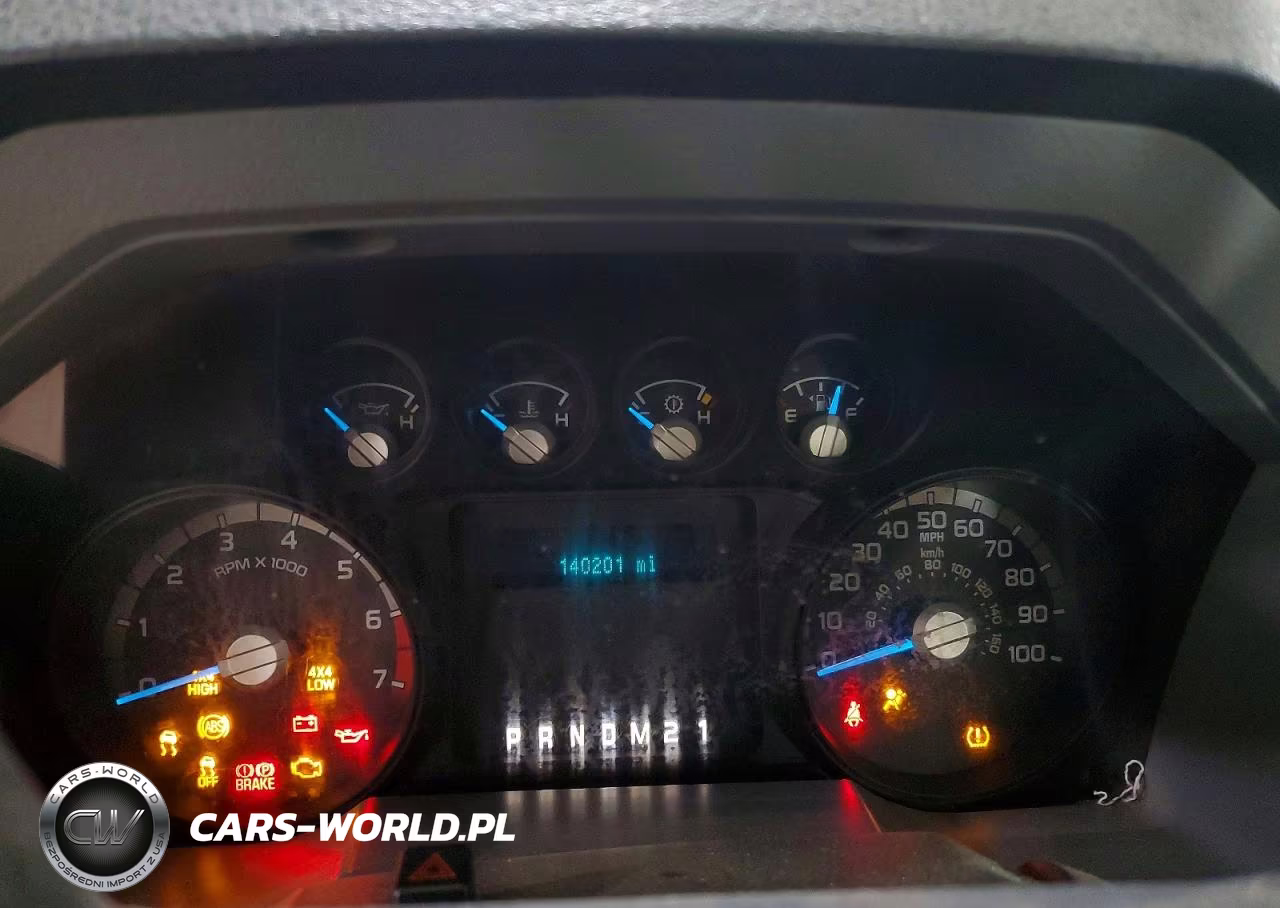 2012 Ford F350 Super Duty VIN:1FTRF3B63CEA13034 - 9