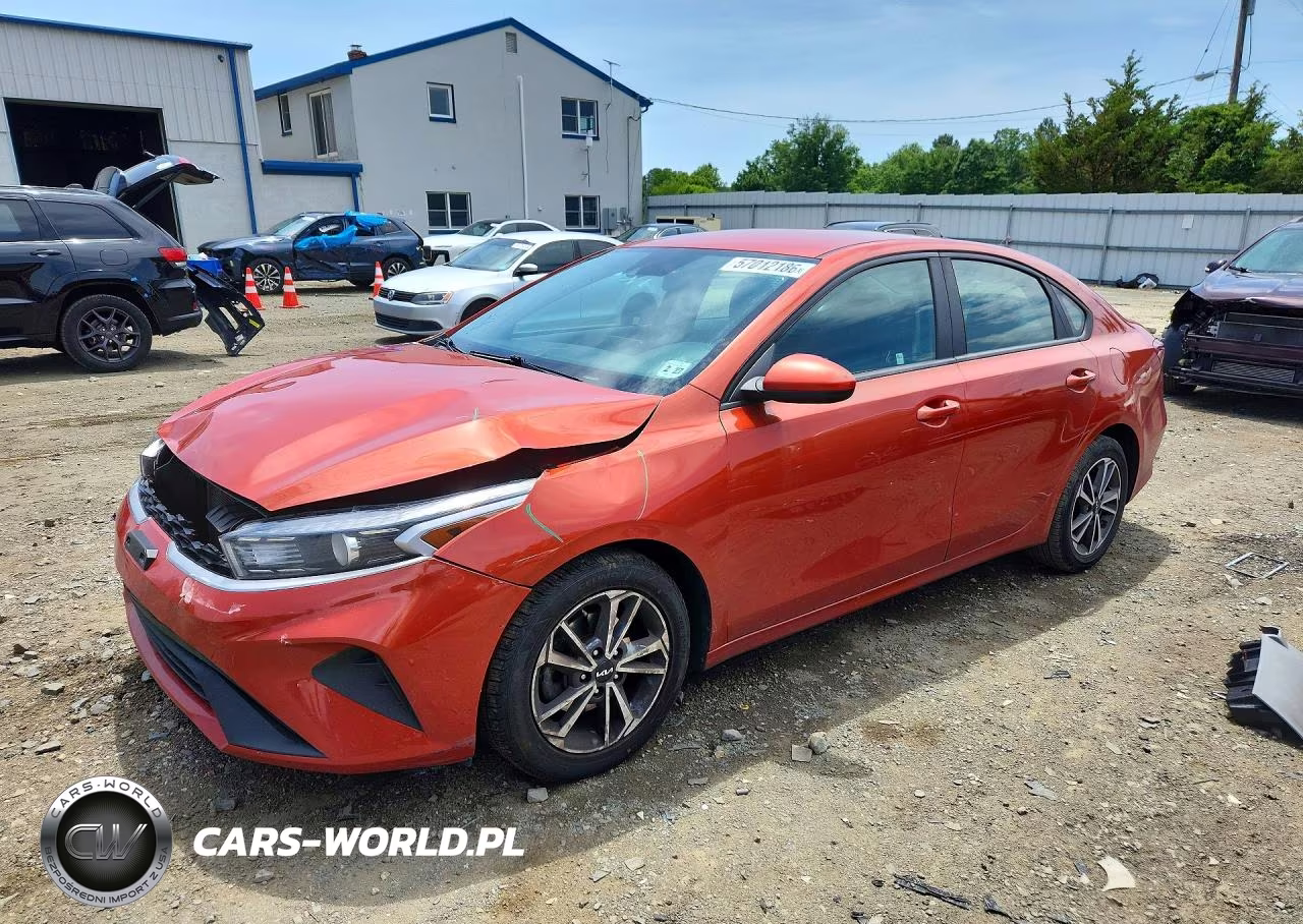 2022 Kia Forte Lxs – zdjęcie 1 z 12