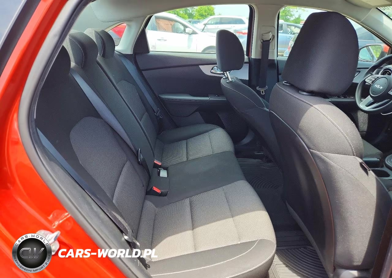 2022 Kia Forte Lxs VIN:3KPF24AD0NE442210 - 10