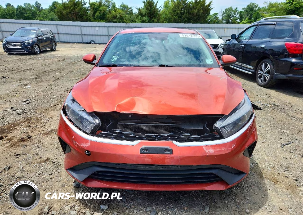 2022 Kia Forte Lxs VIN:3KPF24AD0NE442210 - 5