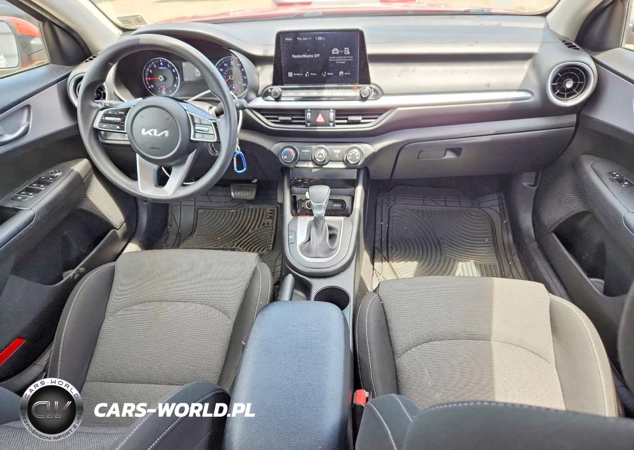 2022 Kia Forte Lxs VIN:3KPF24AD0NE442210 - 8