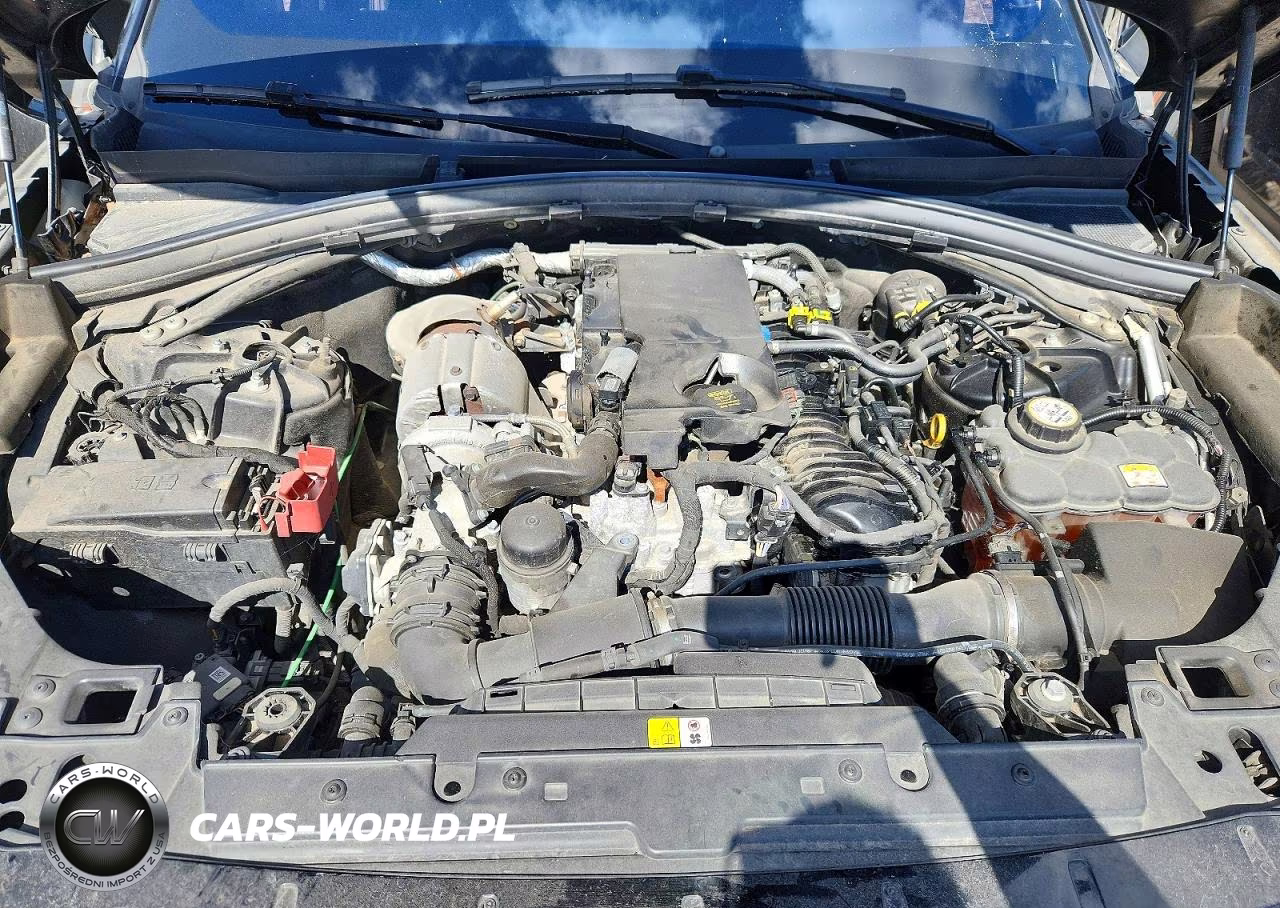 2019 Land Rover Range Rover Velar S VIN:SALYB2EN0KA785297 - 12